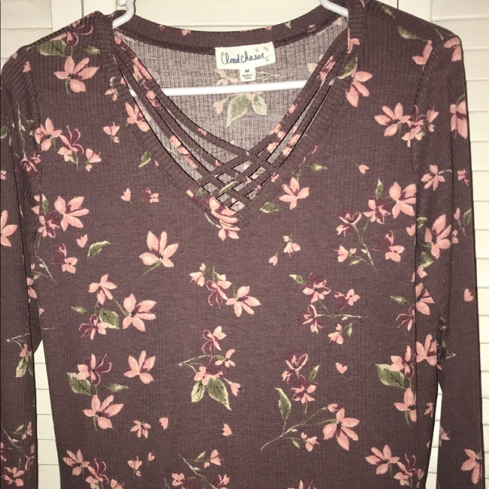 Pretty floral long sleeve!!
